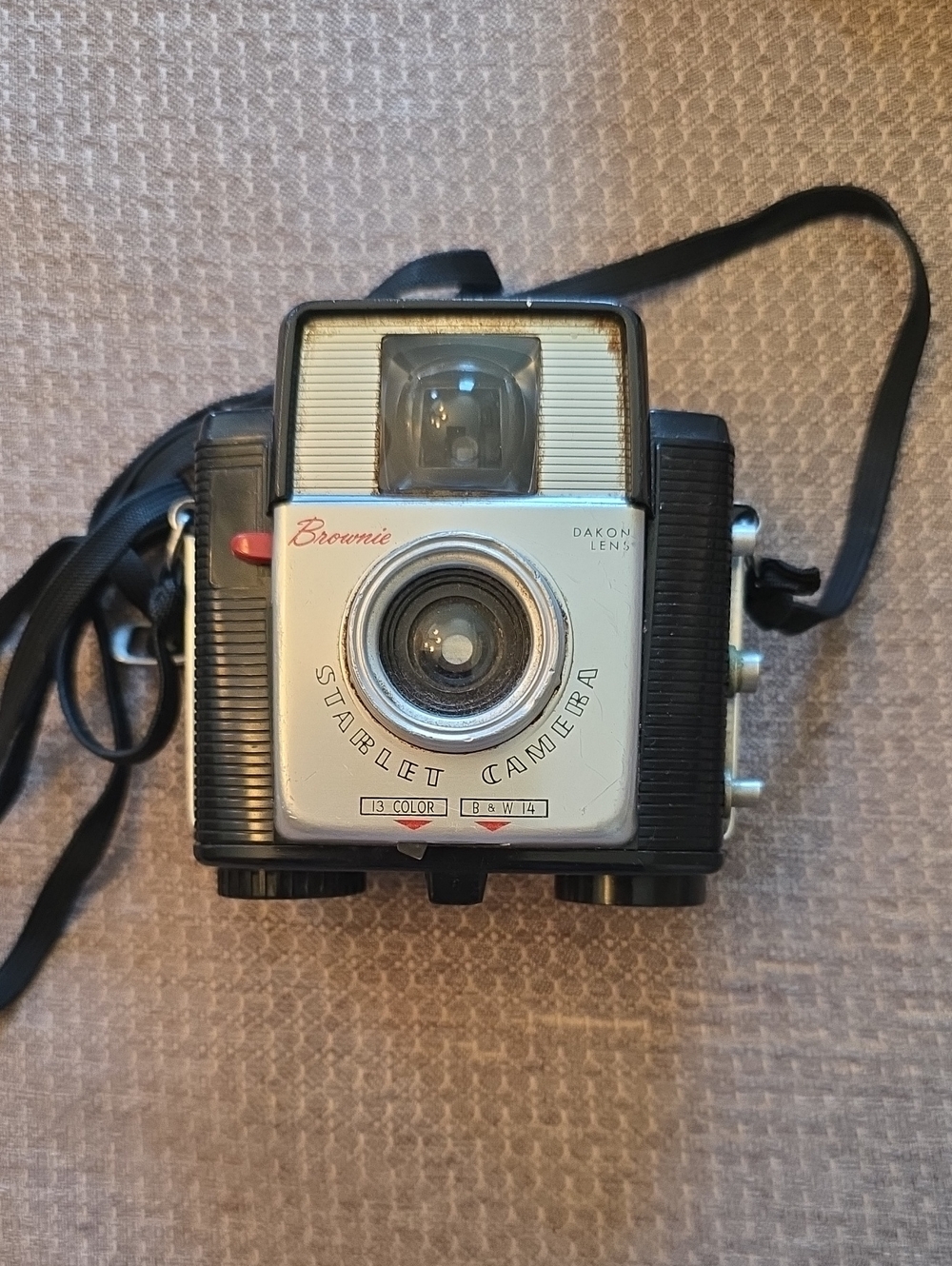 Vintage Brownie Starlet Camera Retro Black & Silver